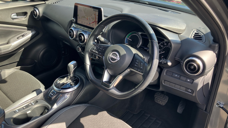 Nissan Juke 1.6 Hybrid N-Connecta 5dr Auto Hybrid Hatchback